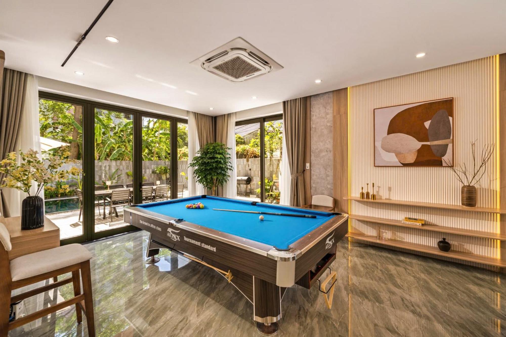 Luxurious 500M Villa, Private Pool, 300M To Beach ダナン市 エクステリア 写真