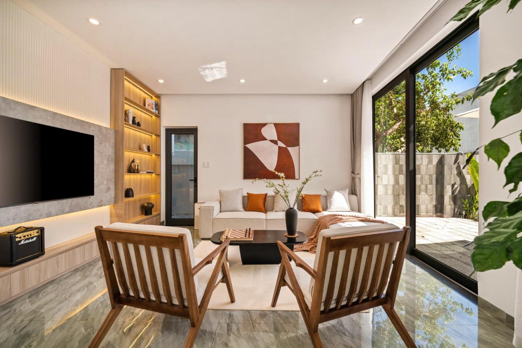 Luxurious 500M Villa, Private Pool, 300M To Beach ダナン市 エクステリア 写真